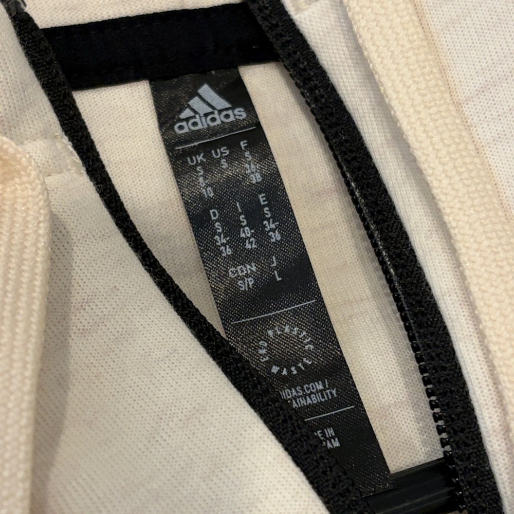 Adidas Unisex Oversized P2P 26 Cream Zip-Up Hoodie with Pockets | Sporty Chic - Picture 2 of 4